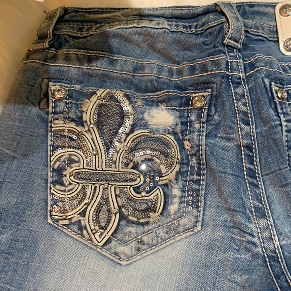 🌸Miss Me size 28 standard crop used in excellent condition - Picture 11 of 16